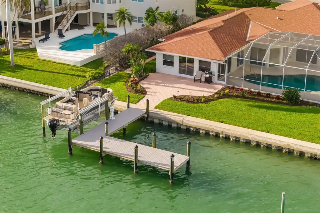 480 Cleveland Drive Sarasota FL 34236