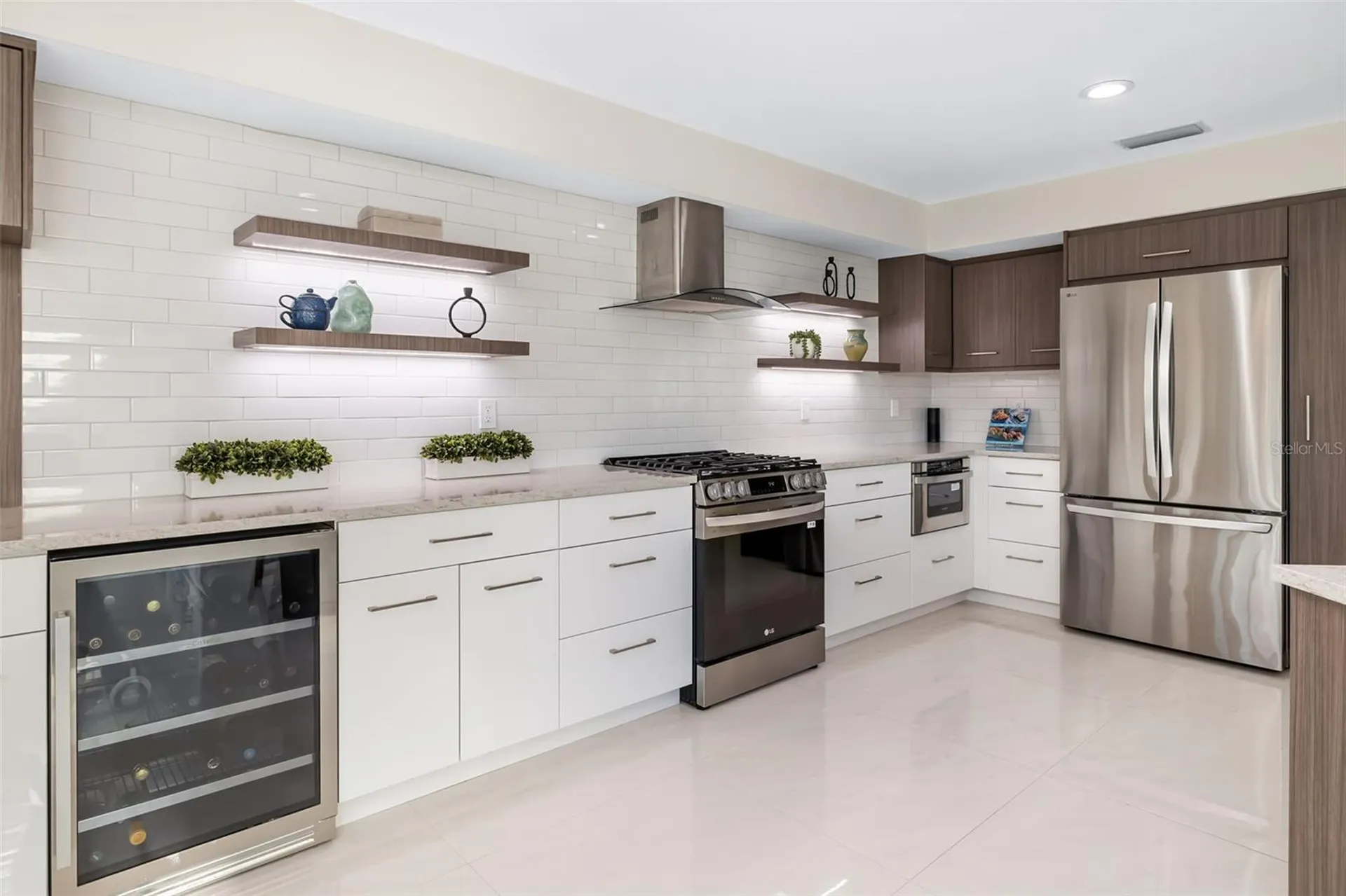 480 Cleveland Drive Sarasota FL 34236