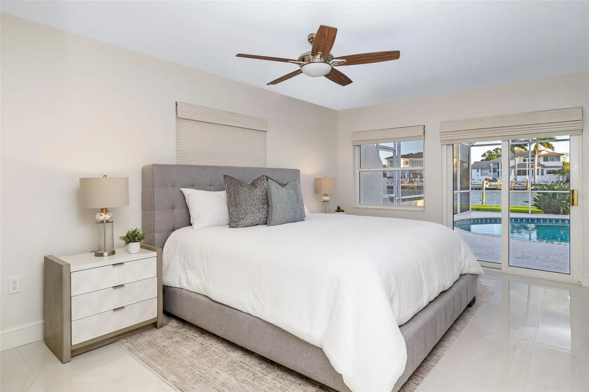 480 Cleveland Drive Sarasota FL 34236