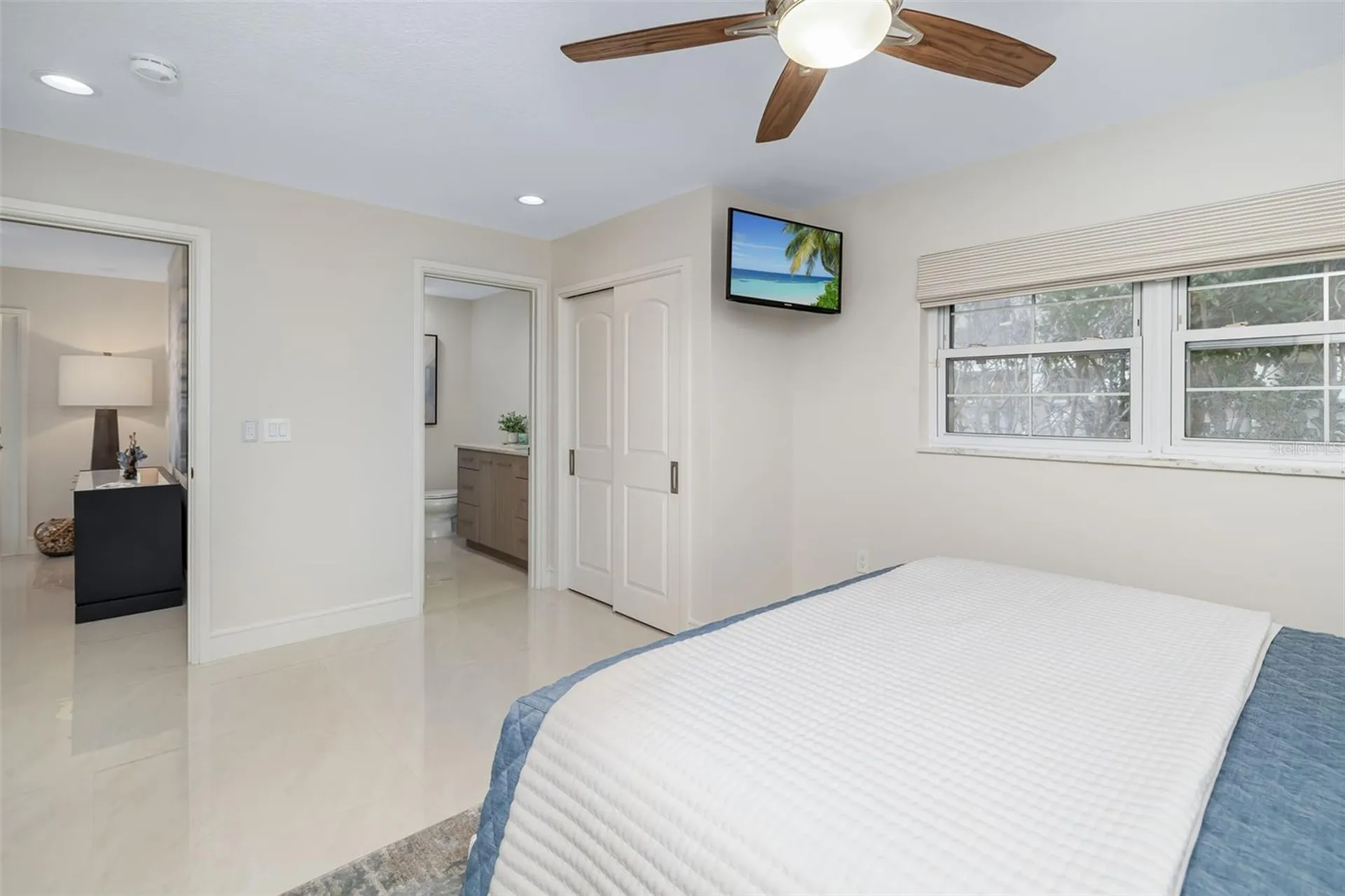 480 Cleveland Drive Sarasota FL 34236