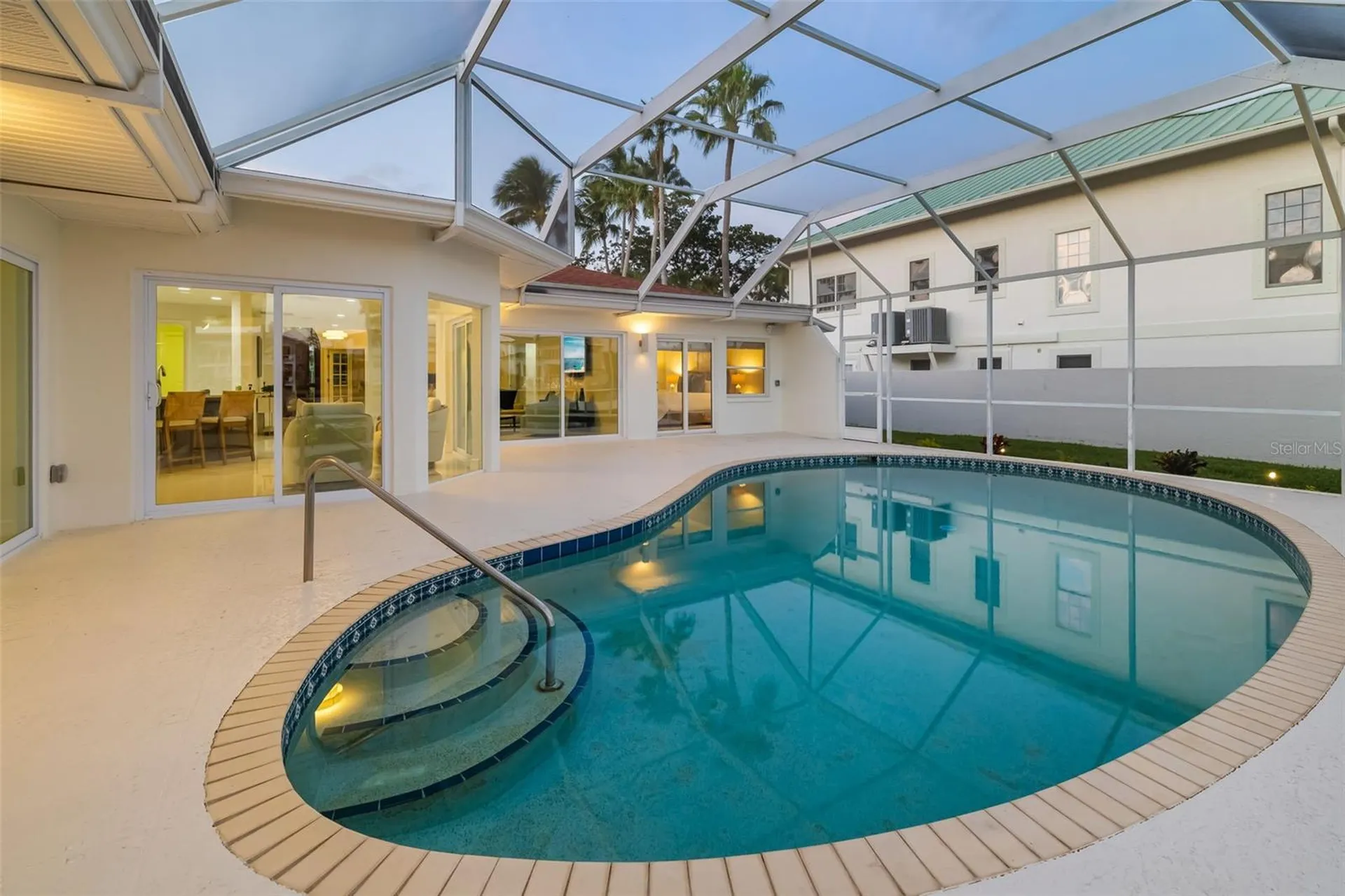 480 Cleveland Drive Sarasota FL 34236