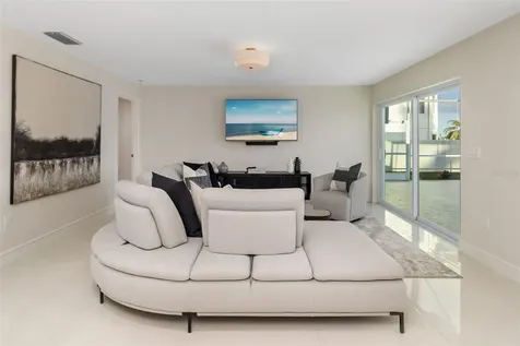 480 Cleveland Drive Sarasota FL 34236