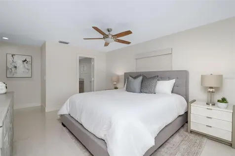 480 Cleveland Drive Sarasota FL 34236