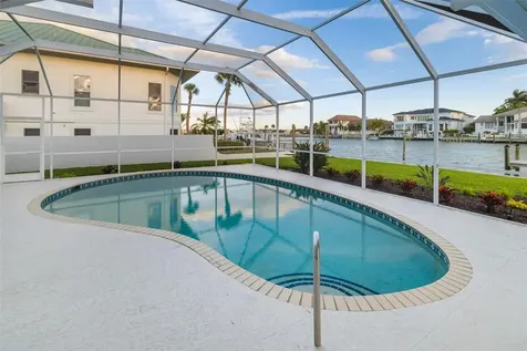 480 Cleveland Drive Sarasota FL 34236