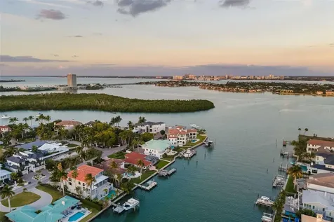 480 Cleveland Drive Sarasota FL 34236