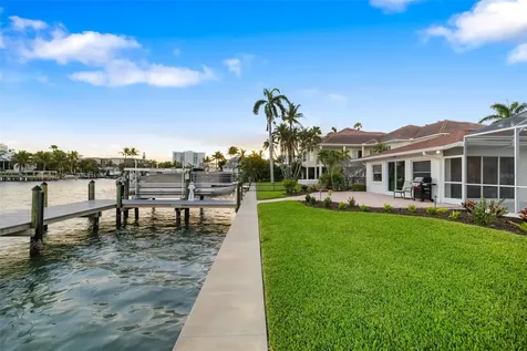 480 Cleveland Drive Sarasota FL 34236