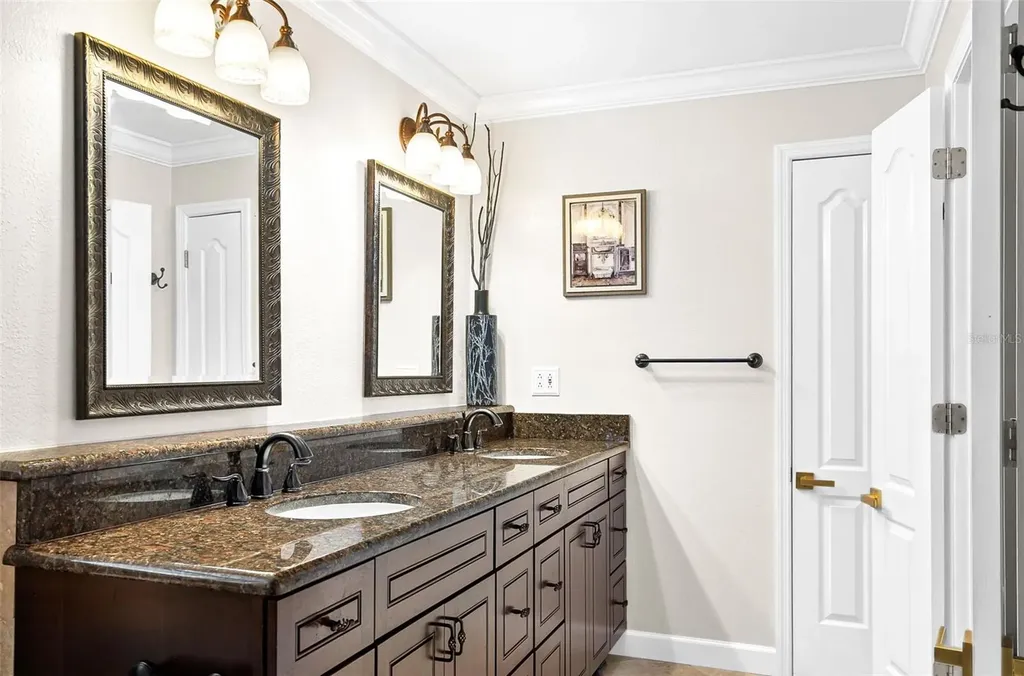 4672 Alexander Pope Lane Sarasota FL 34241