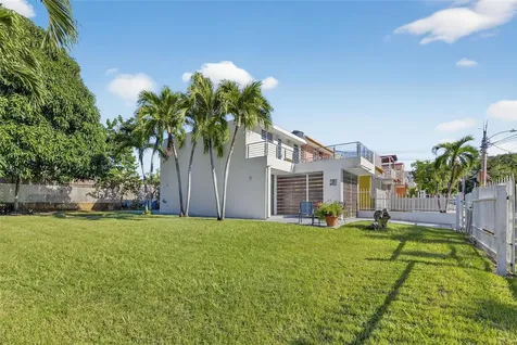 D-1-20 Calle Cambija Rincon PR 00677