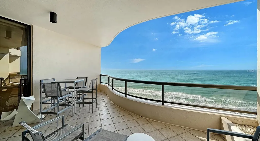 435 L Ambiance Drive Longboat Key FL 34228