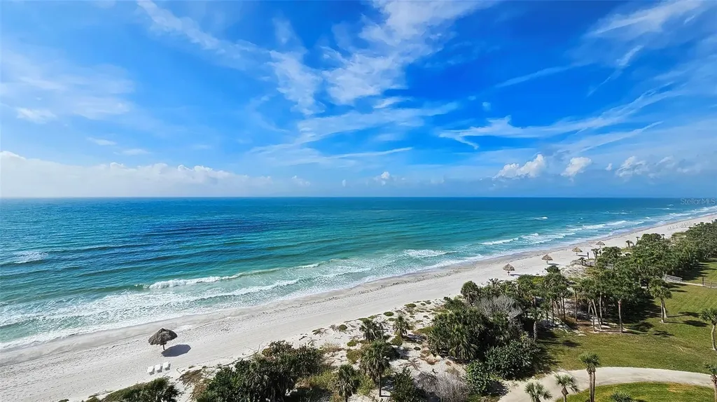 435 L Ambiance Drive Longboat Key FL 34228