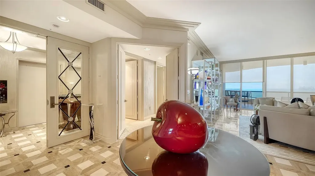 435 L Ambiance Drive Longboat Key FL 34228