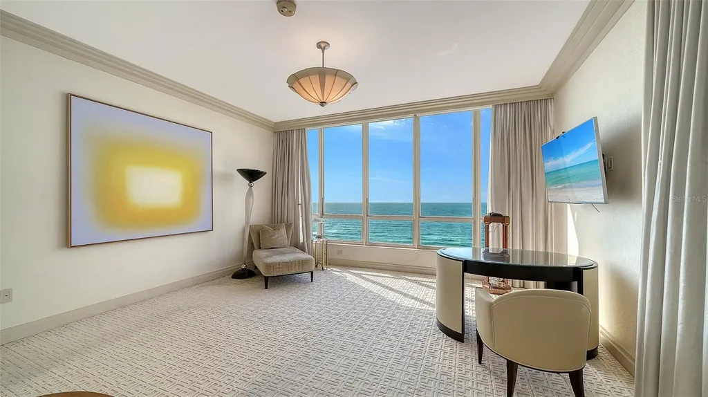 435 L Ambiance Drive Longboat Key FL 34228