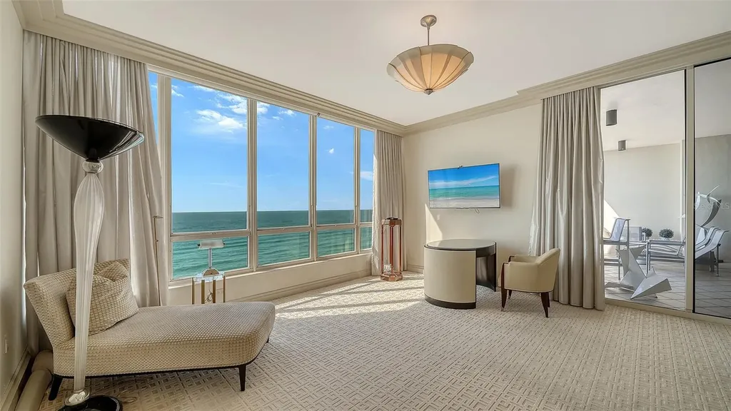 435 L Ambiance Drive Longboat Key FL 34228
