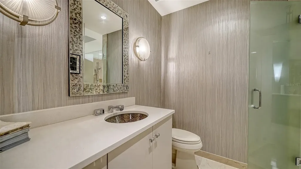 435 L Ambiance Drive Longboat Key FL 34228