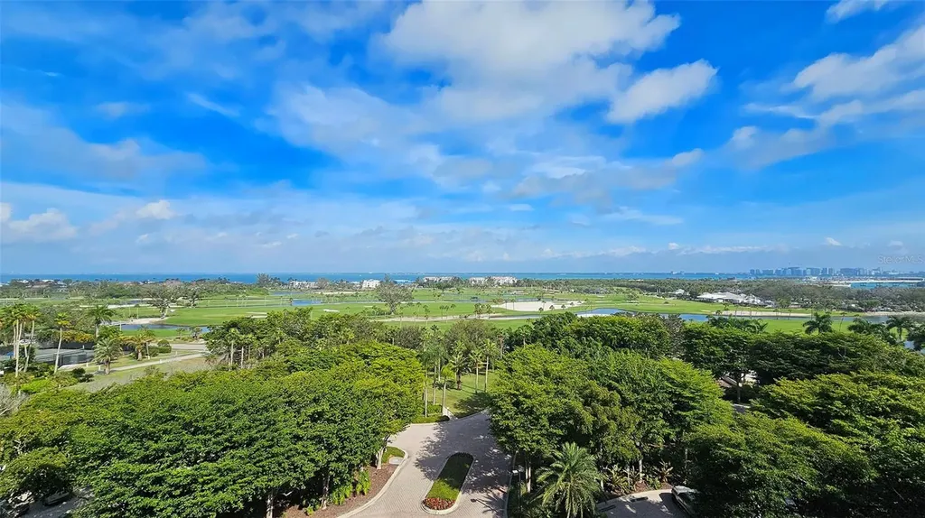 435 L Ambiance Drive Longboat Key FL 34228