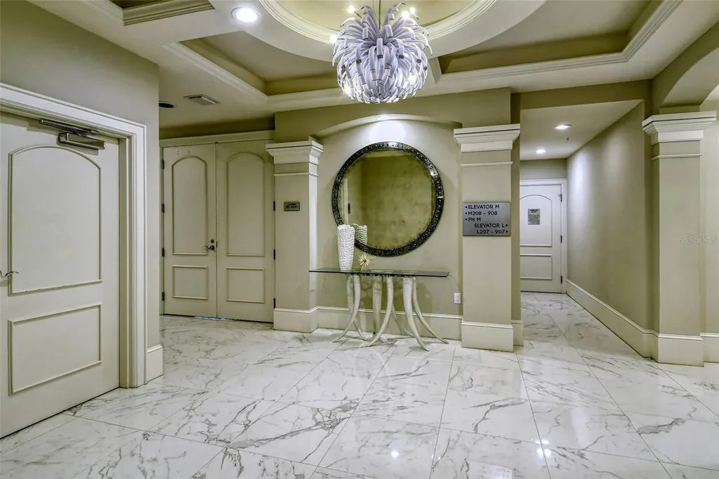 435 L Ambiance Drive Longboat Key FL 34228