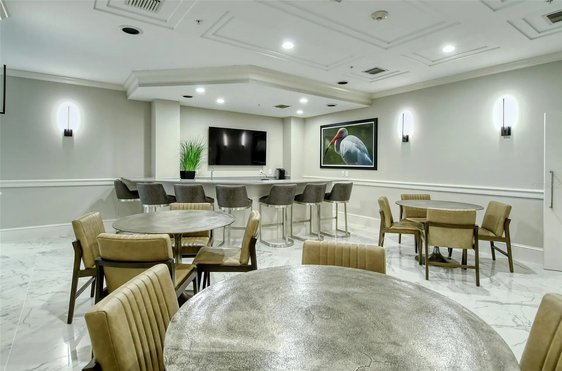 435 L Ambiance Drive Longboat Key FL 34228