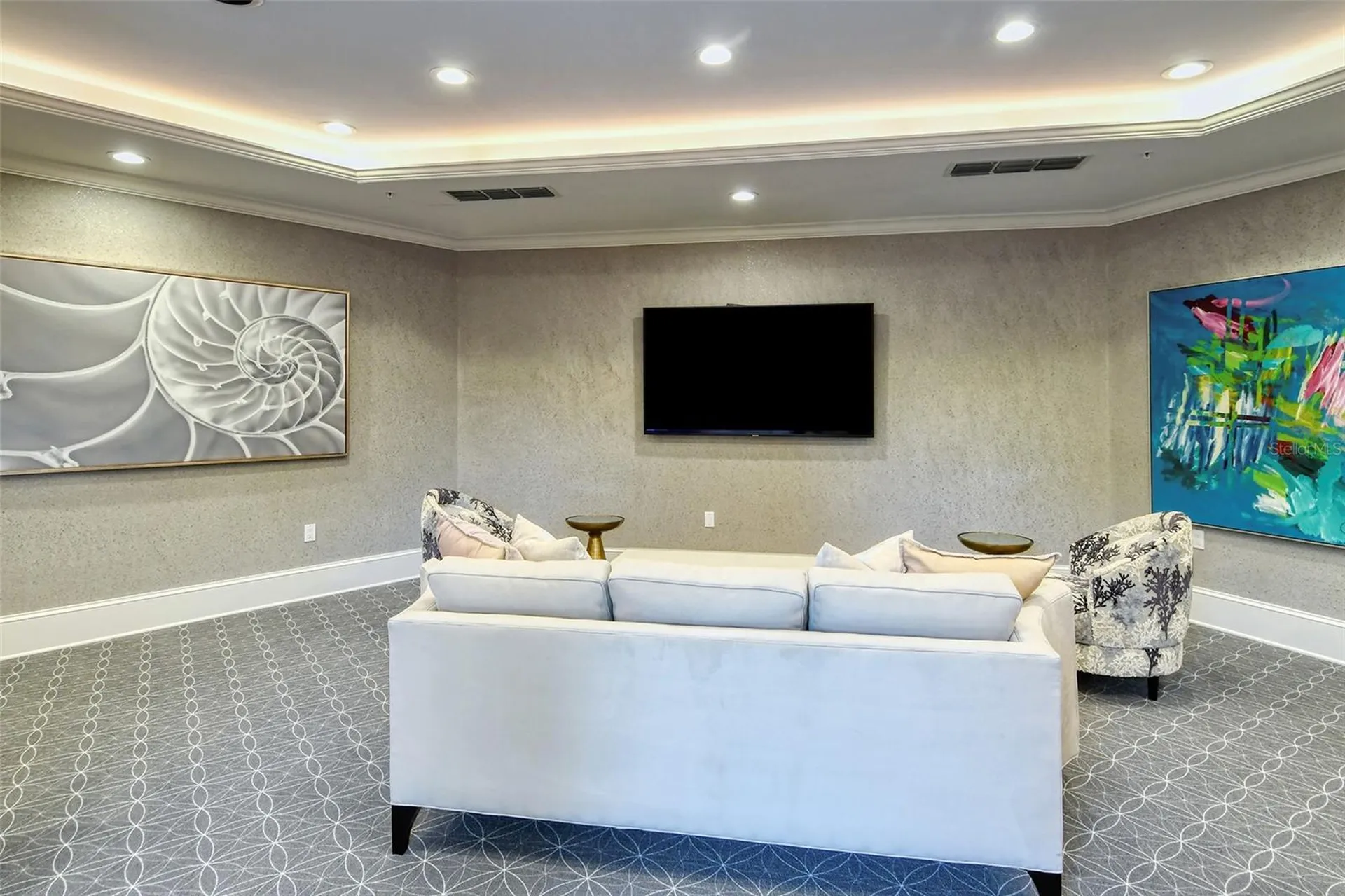435 L Ambiance Drive Longboat Key FL 34228