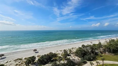 435 L Ambiance Drive Longboat Key FL 34228