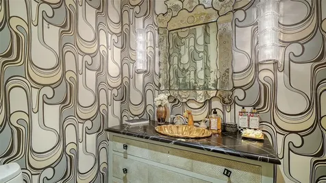 435 L Ambiance Drive Longboat Key FL 34228