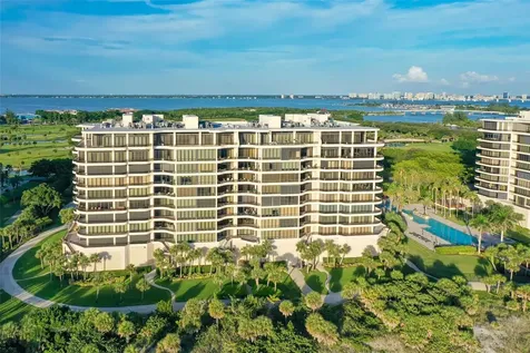 435 L Ambiance Drive Longboat Key FL 34228