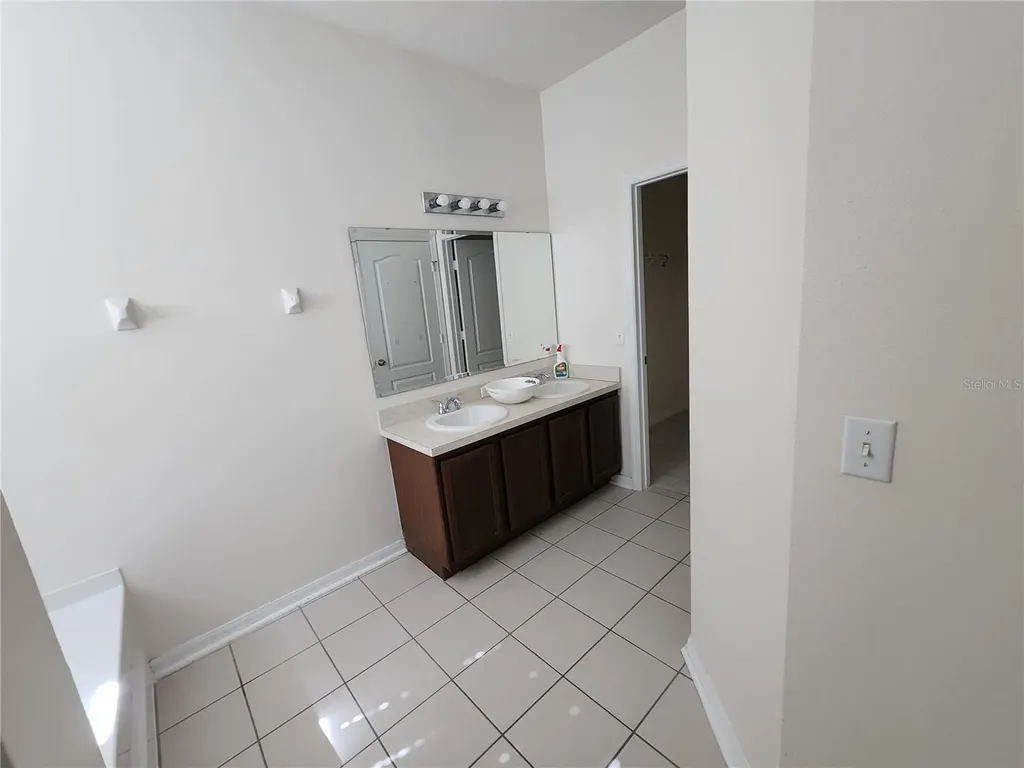 1540 Whitewater Falls Drive Orlando FL 32824