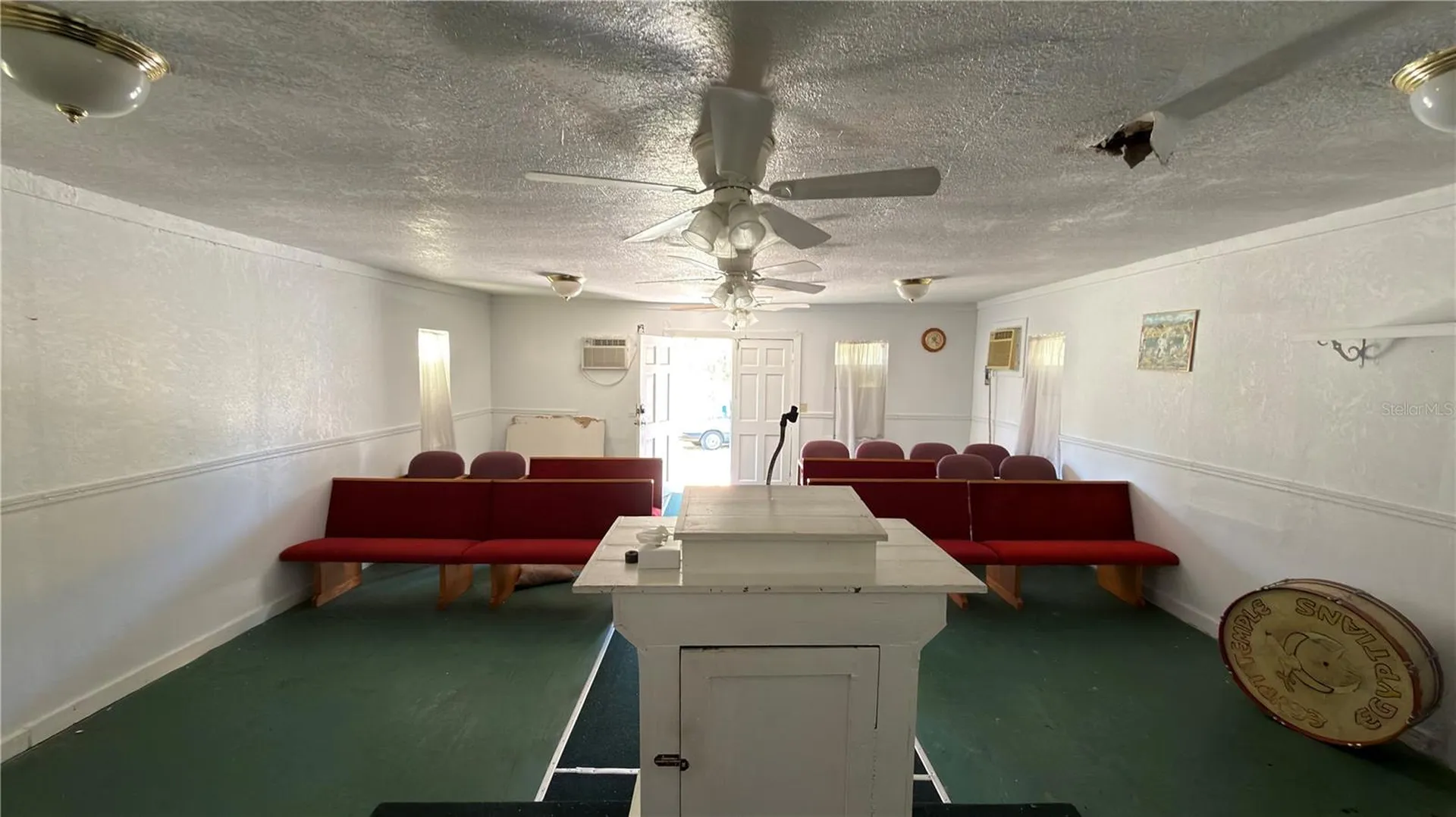 1121 S Adelle Avenue Deland FL 32720