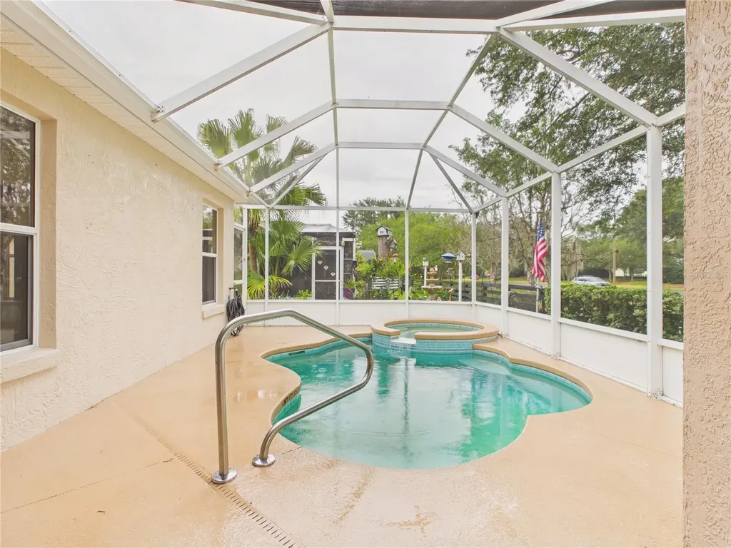 817 Oak Forest Drive The Villages FL 32162