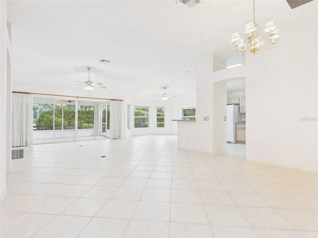 817 Oak Forest Drive The Villages FL 32162