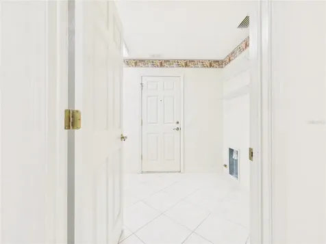 817 Oak Forest Drive The Villages FL 32162