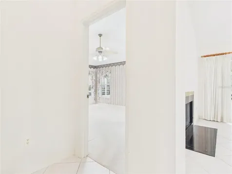 817 Oak Forest Drive The Villages FL 32162