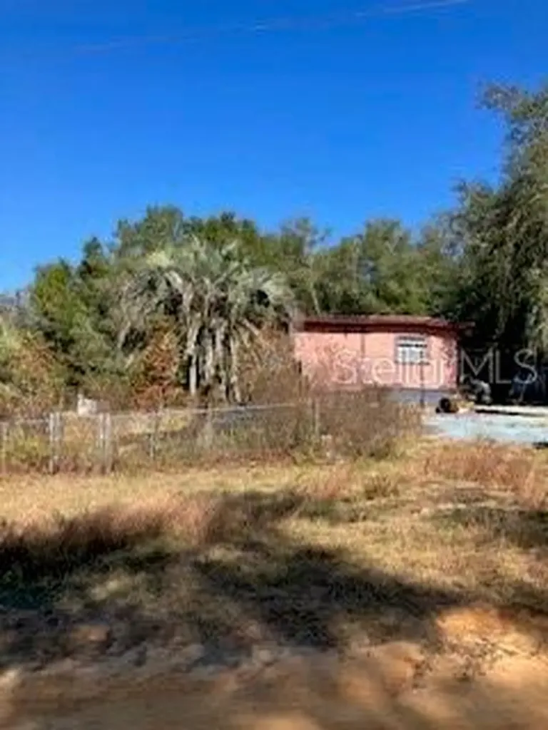 126 Yeatts Avenue Interlachen FL 32148