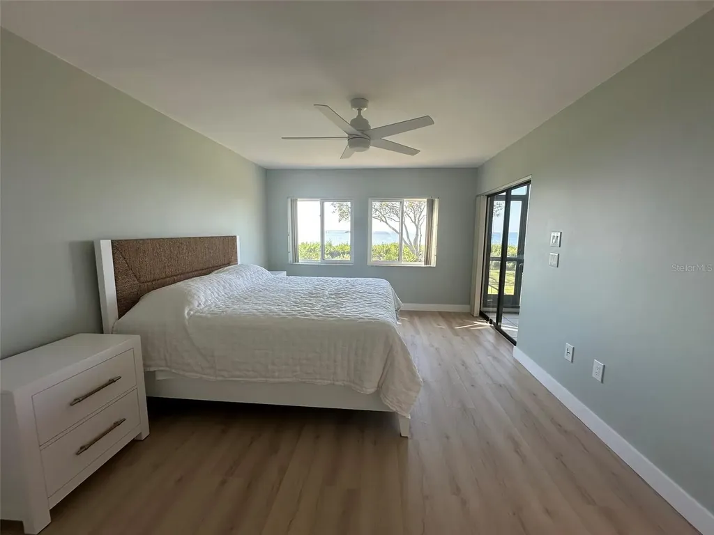 1814 Mariner Drive Tarpon Springs FL 34689