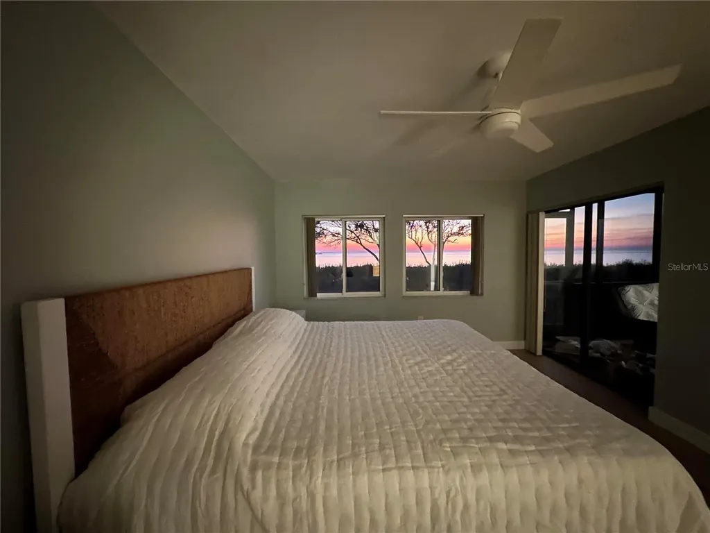 1814 Mariner Drive Tarpon Springs FL 34689