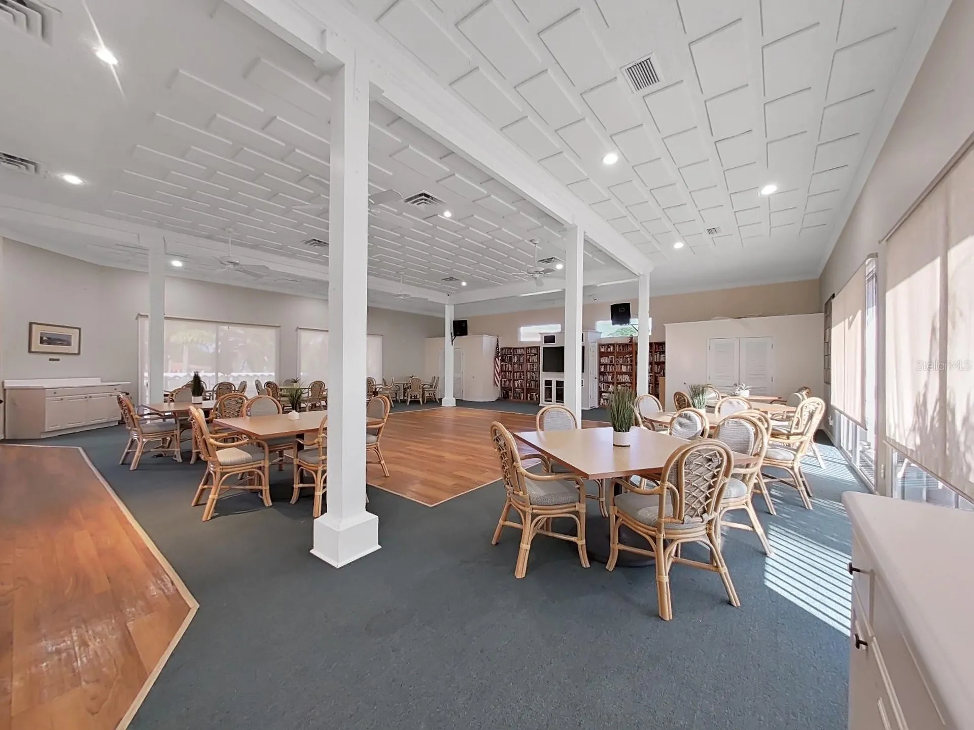 1814 Mariner Drive Tarpon Springs FL 34689