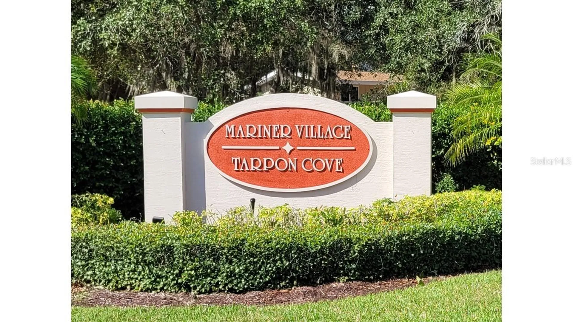 1814 Mariner Drive Tarpon Springs FL 34689