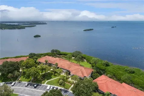 1814 Mariner Drive Tarpon Springs FL 34689