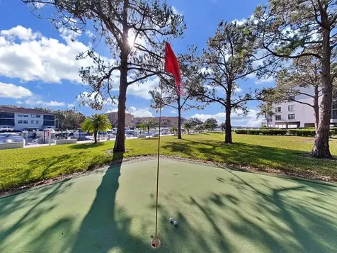 1814 Mariner Drive Tarpon Springs FL 34689