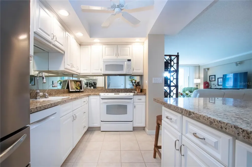 1212 Benjamin Franklin Drive Sarasota FL 34236