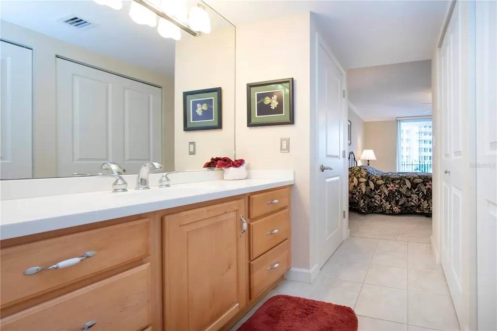 1212 Benjamin Franklin Drive Sarasota FL 34236