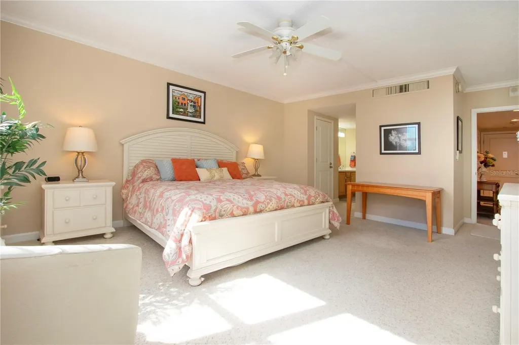 1212 Benjamin Franklin Drive Sarasota FL 34236