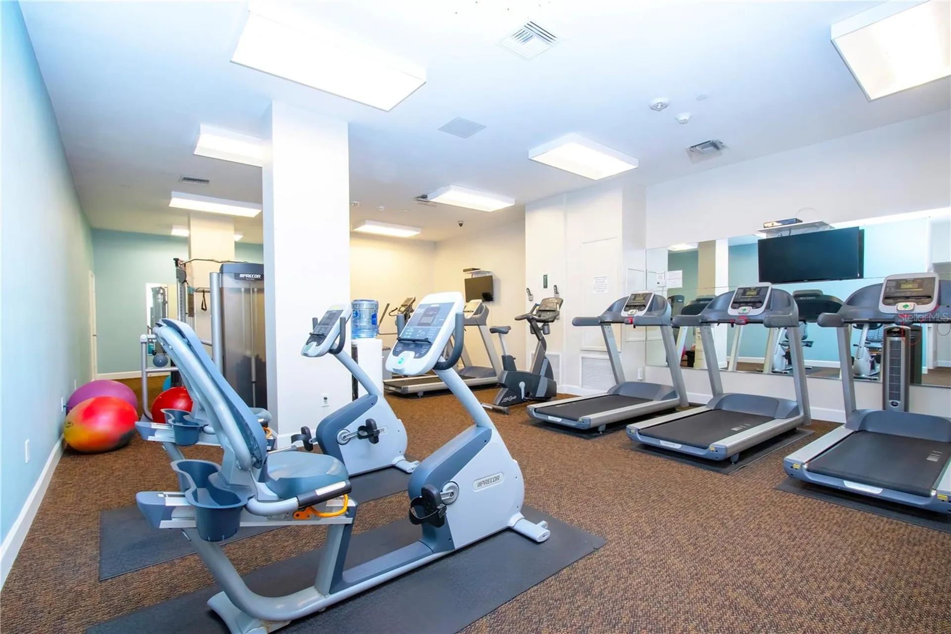 1212 Benjamin Franklin Drive Sarasota FL 34236