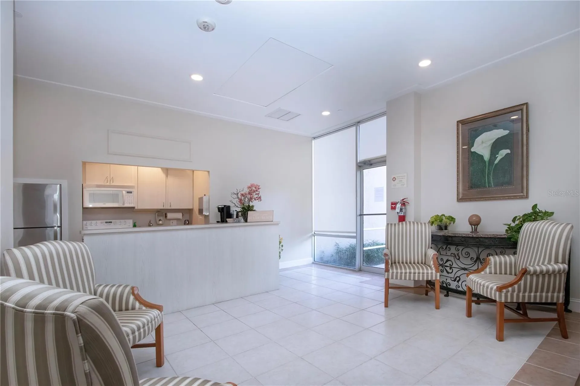 1212 Benjamin Franklin Drive Sarasota FL 34236