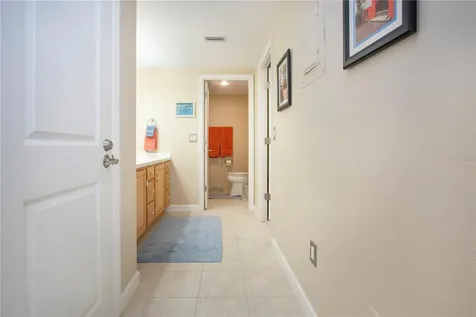 1212 Benjamin Franklin Drive Sarasota FL 34236