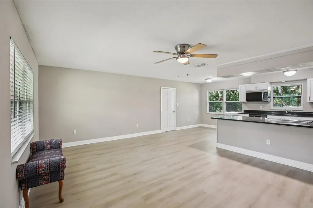 204 E Shell Point Road Ruskin FL 33570