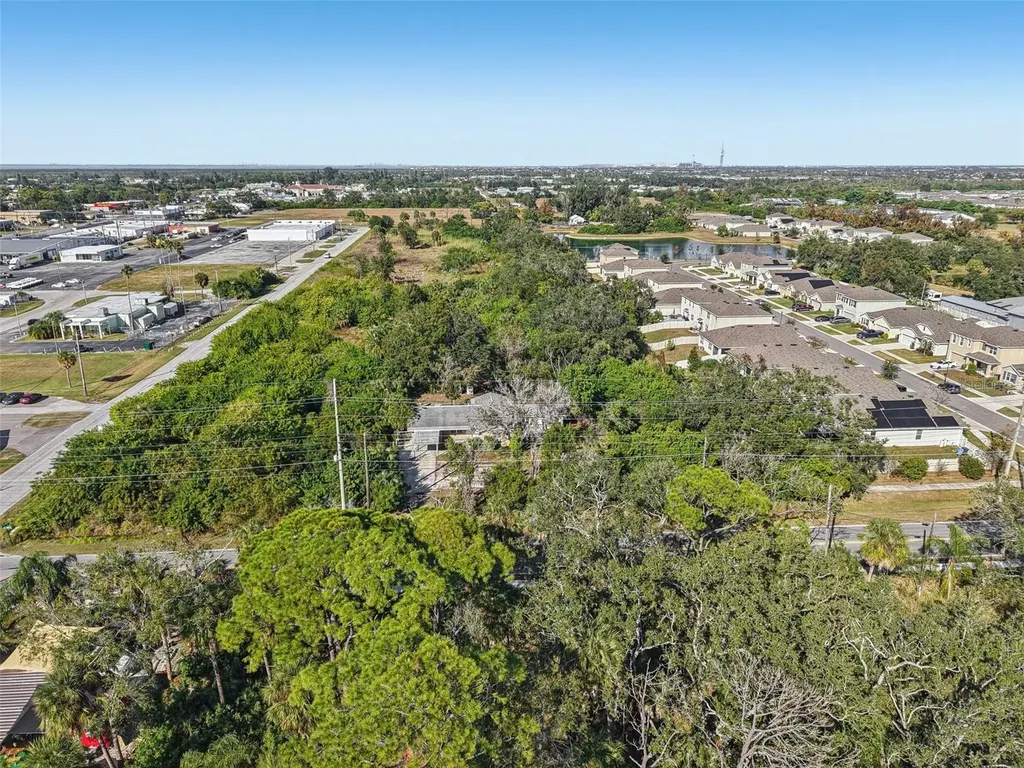 204 E Shell Point Road Ruskin FL 33570