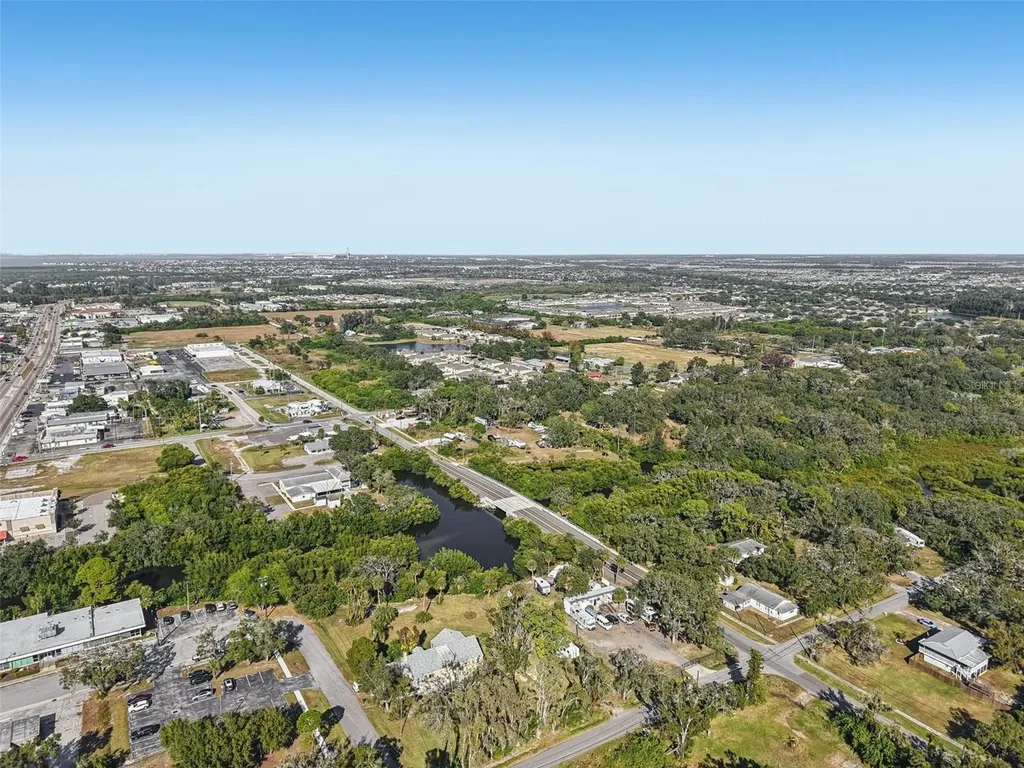 204 E Shell Point Road Ruskin FL 33570
