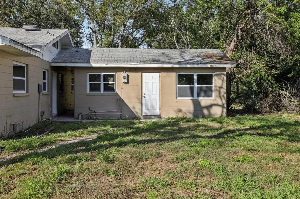 204 E Shell Point Road Ruskin FL 33570