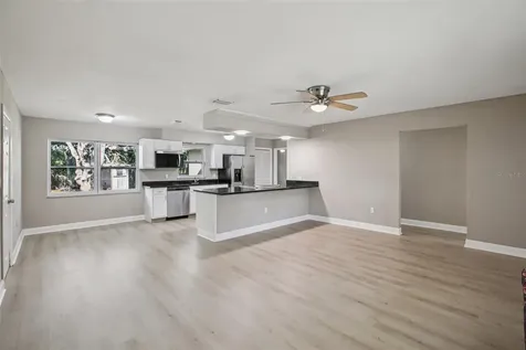 204 E Shell Point Road Ruskin FL 33570