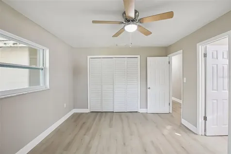 204 E Shell Point Road Ruskin FL 33570